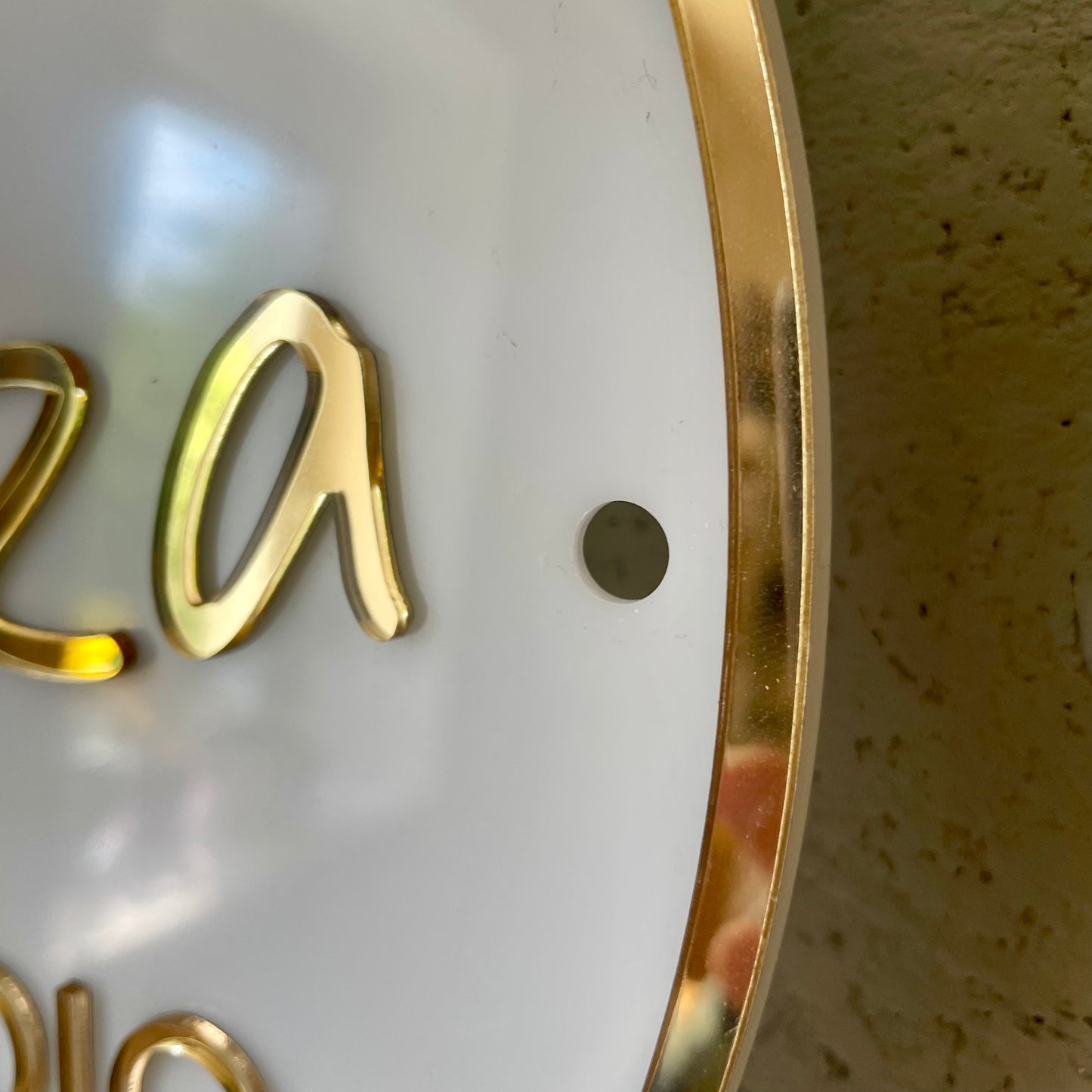 Round Sign